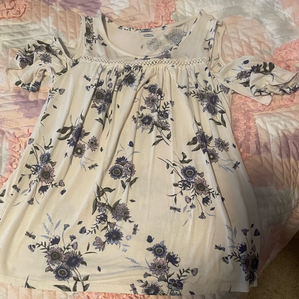 Old Navy Cream with blue floral cold shoulder Girls M top